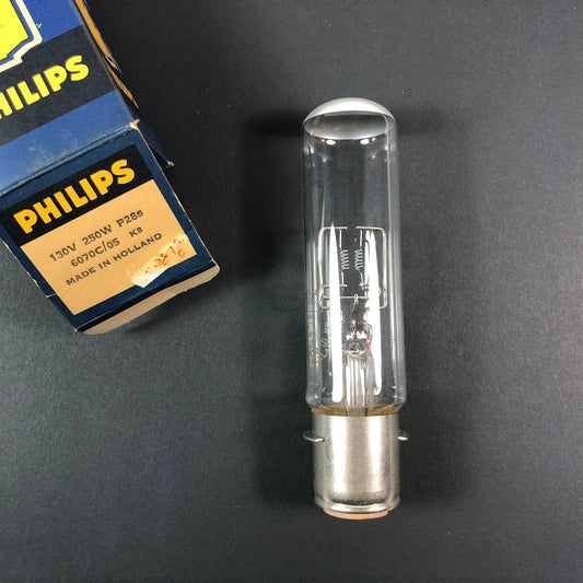 Philips 6070C/05 130v 250w P28S